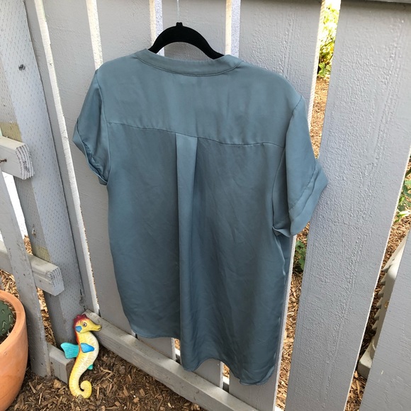 Simply Vera Wang button up top | greenish-gray - Picture 2 of 5